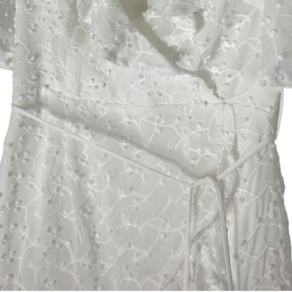 Here Comes The Sun White Dress Size S - Picture 7 of 11